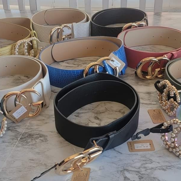 FASHION BELTS WHOLESALE LOT OF 100 MIX COLORS - Picture 2 of 14